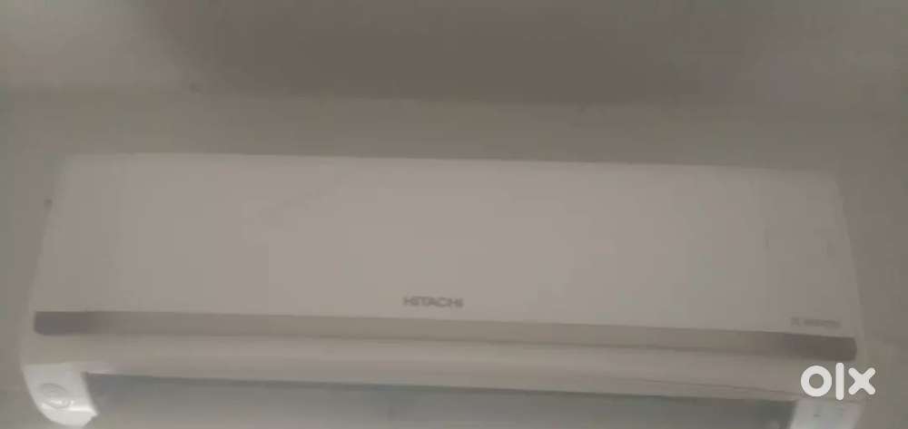 Hitachi 1 ton dc inverter AC