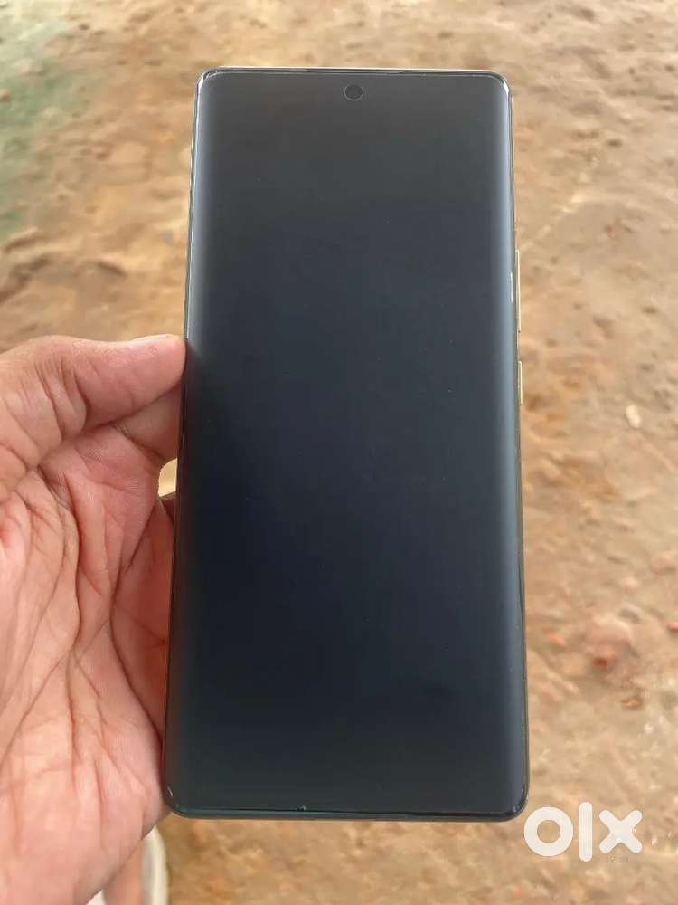 Infinix zero 30 ,12gb256gb
