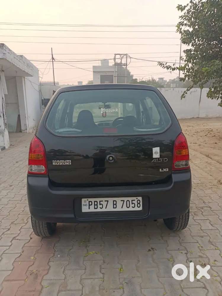 Maruti Suzuki Alto 2010 Petrol