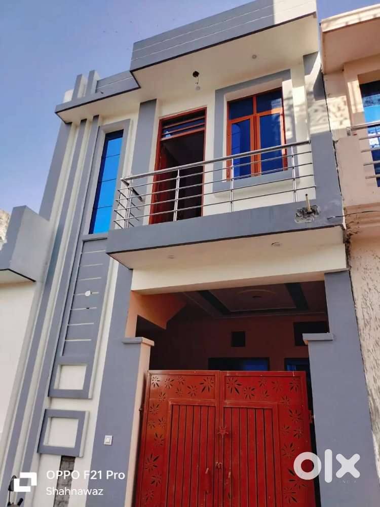 3 bhk half duplex bharuwala clement town near army canteen