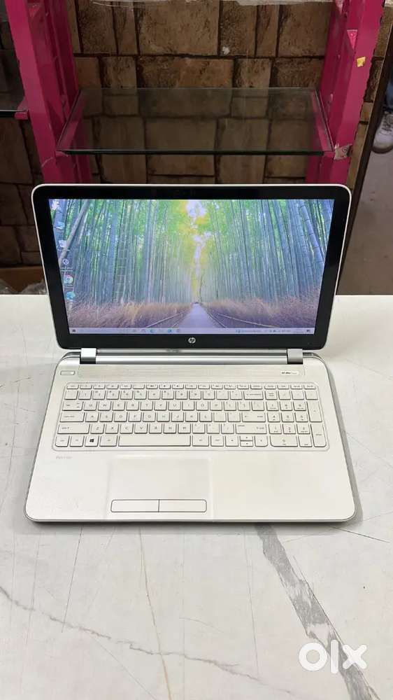 Hp i5 15.6inc laptop for sell in just 9500 with SSD