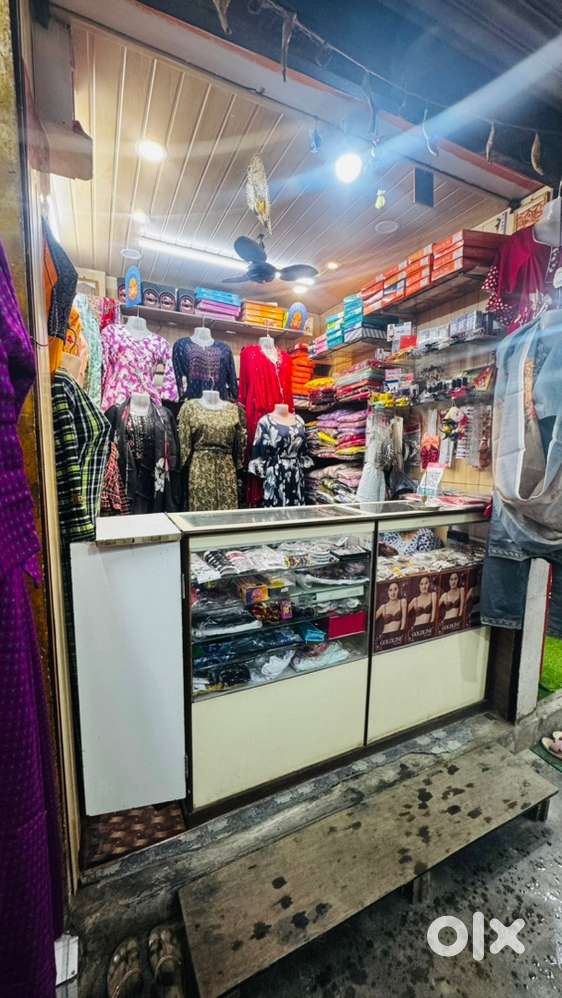 Shop for rent. Plaza market