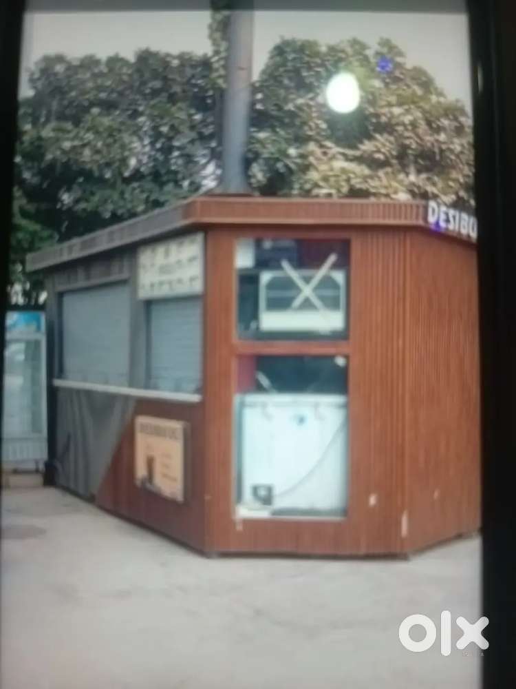 Chinese cook and helfr chahiye urgently