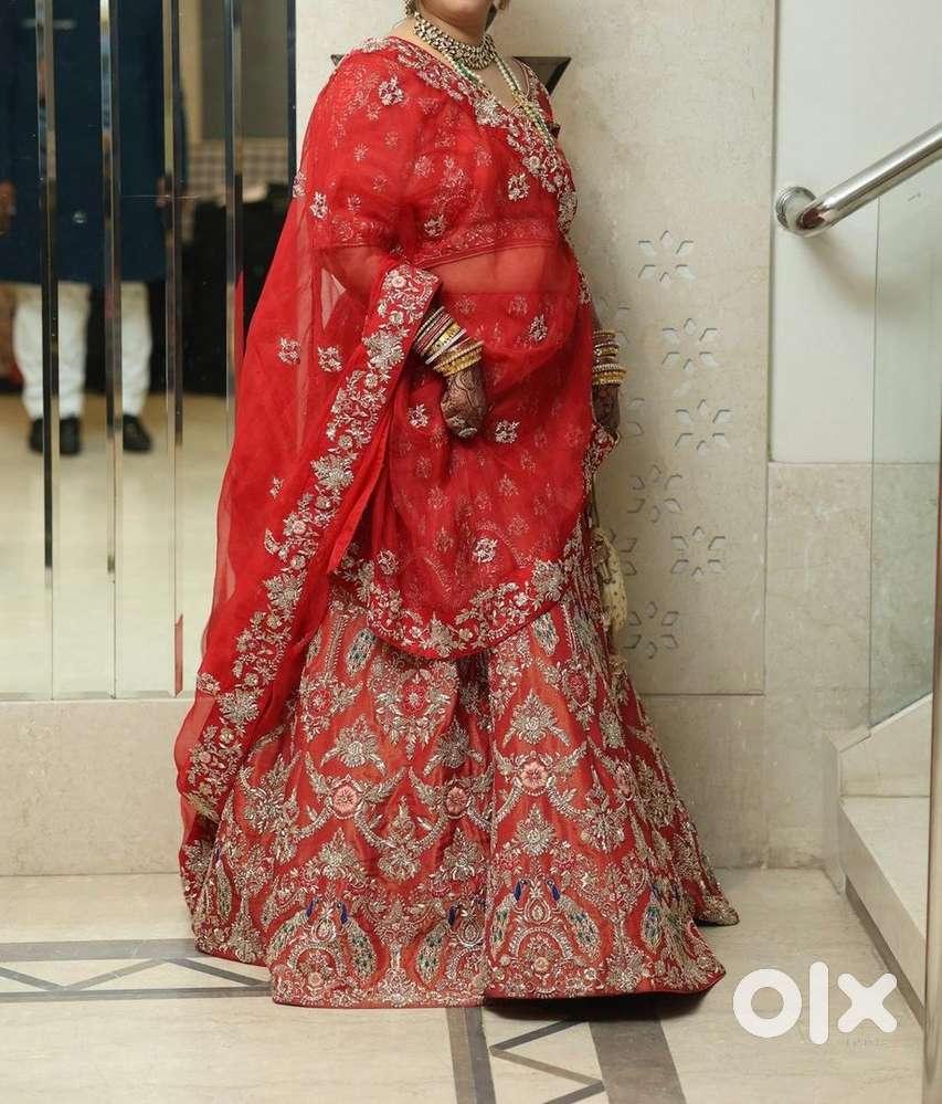 Red lengha