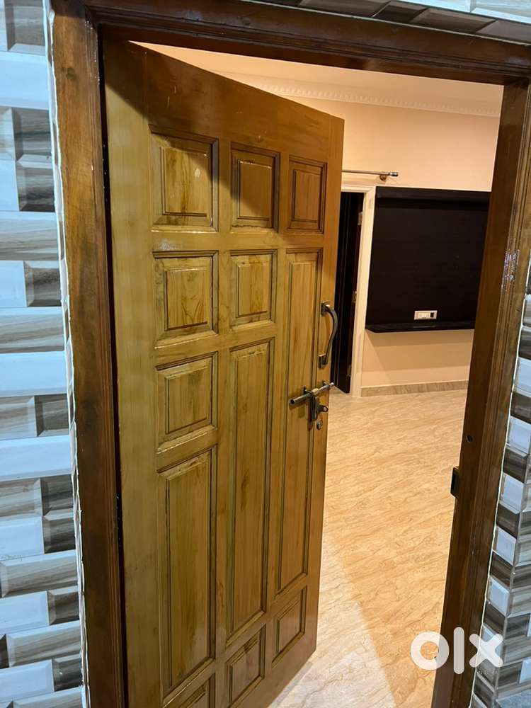 2bhk for rent semifinished in thanisndra main road