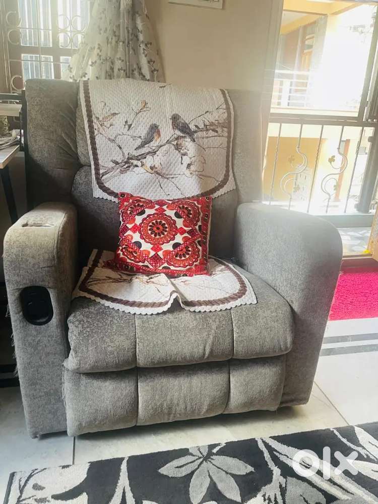 Recliner Sofa