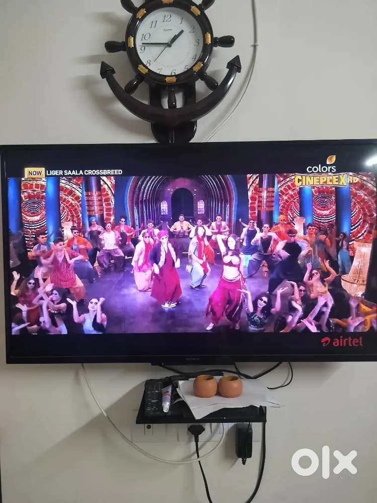 SONY BRAVIA 40 INCHES FULL HD TV