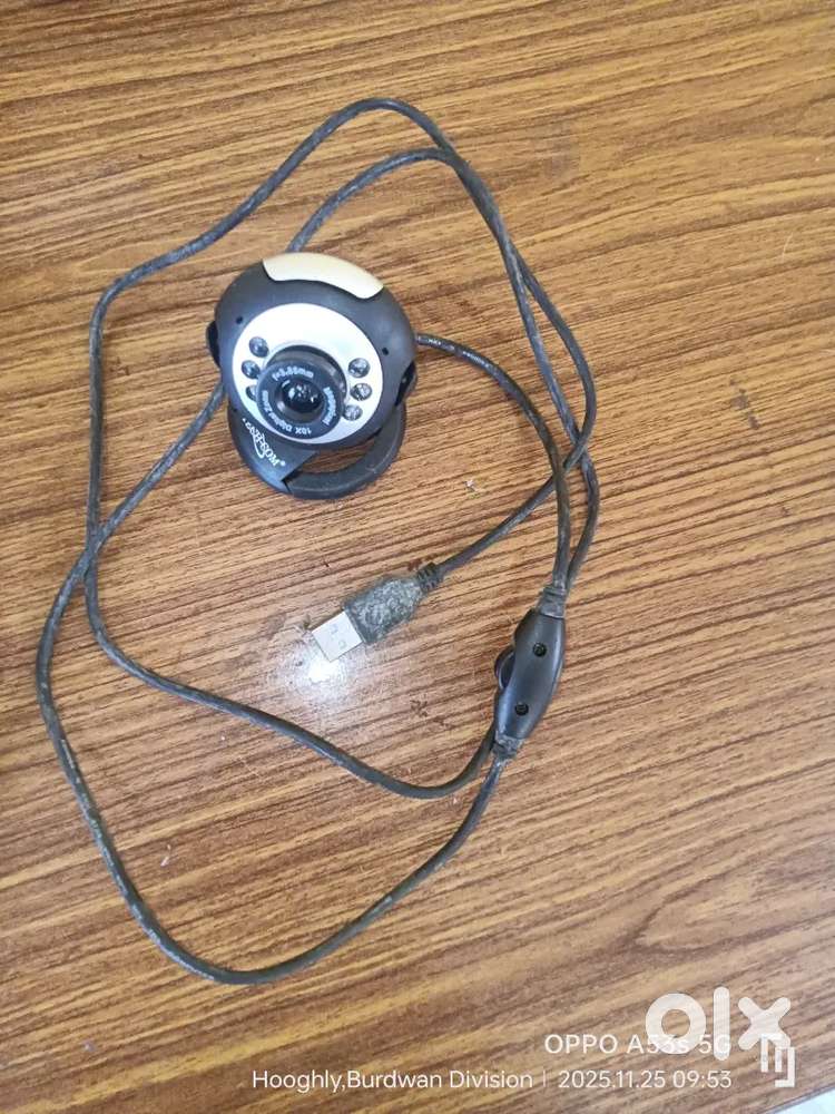 HCL moniter with all accessories