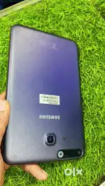 Samsung galaxy tab irIs in excellent condition with accessories