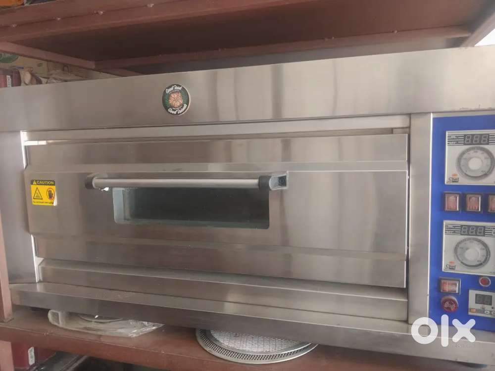 Commercial pizza ov3n