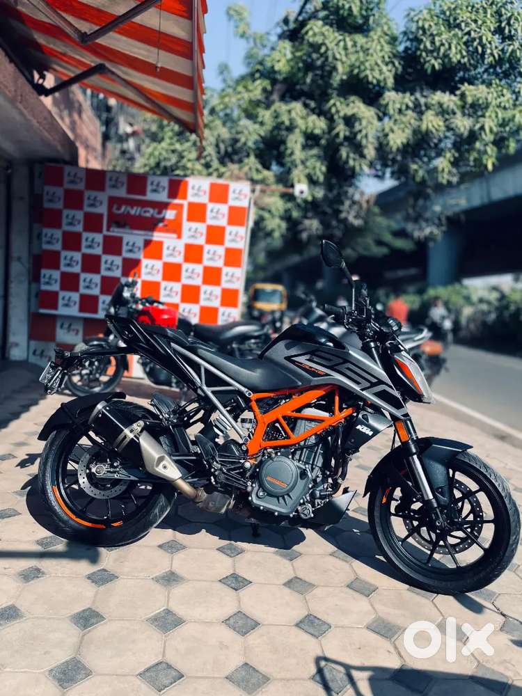 Duke 250 led new look good condition