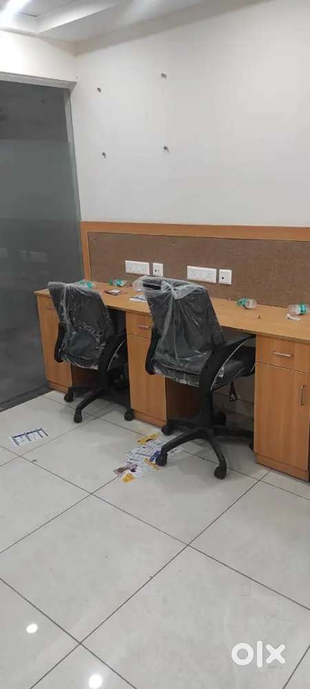 Office 250sq ft Furnished in CCC
