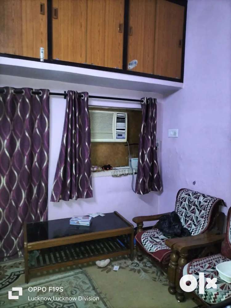 1bhk semi furnished ground floor house portion wid AC Almira Uday ganj