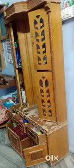 Wooden dressing table