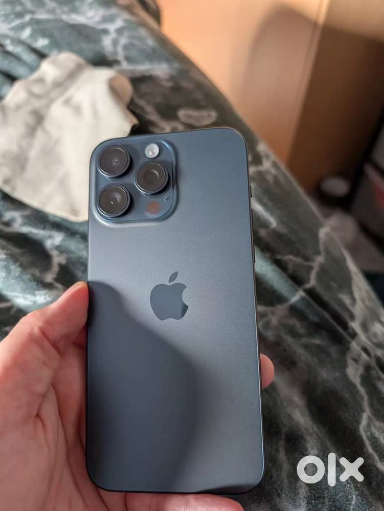 I phone 15 pro max 256gb