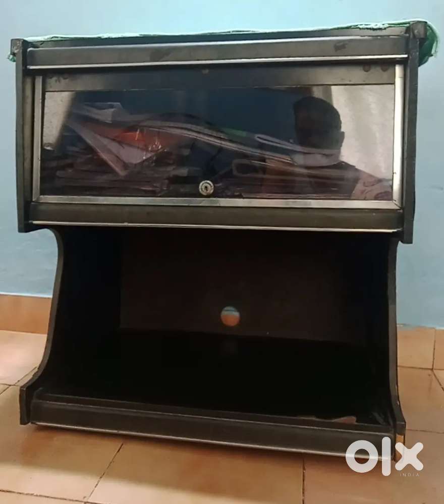 MIXER with Nilkamal dining table