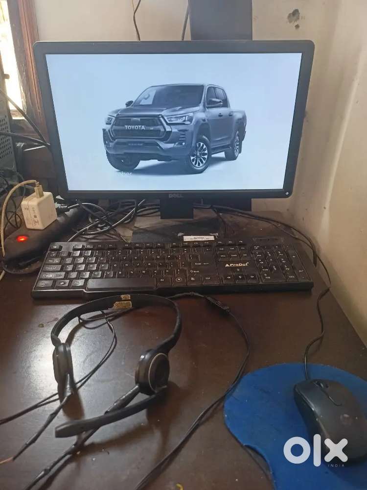 Computer brand new condition slightly negotiable