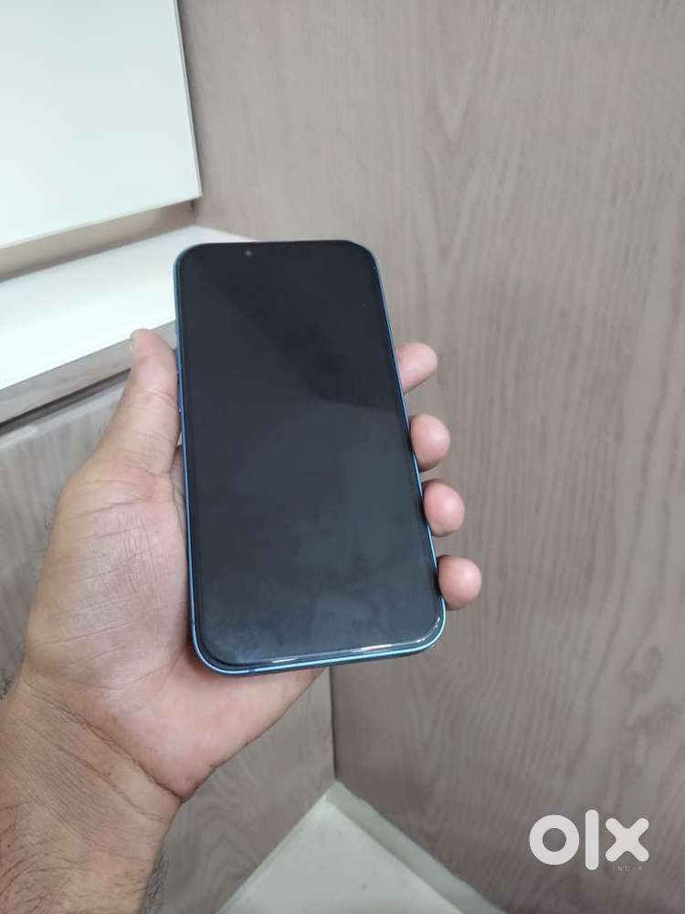 iPhone_ 13