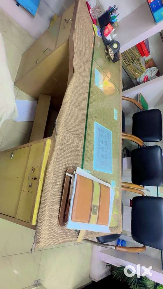 Office furmiture complete setupSelling