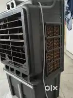 Selling cooler 1 month old