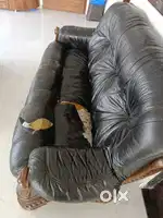 LEATHER CUSHION SOFA