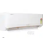 Lloyd 1.5 ton AC 3 star in good condition