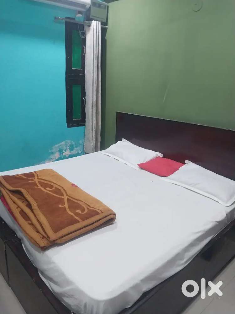 HELLO PG Ac/Non-Ac Rooms