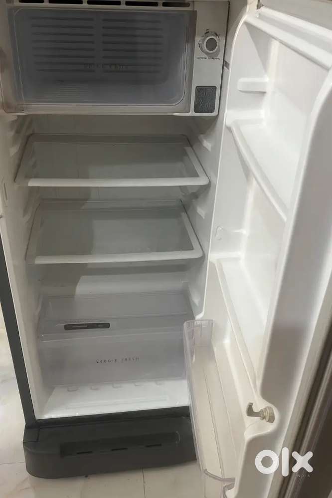 Whirlpool 4 star Refrigerator 190 L Direct cool single door