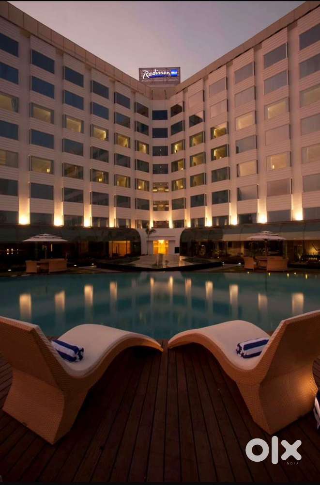 Casual Waiter (Fresher) - Room and Food Available