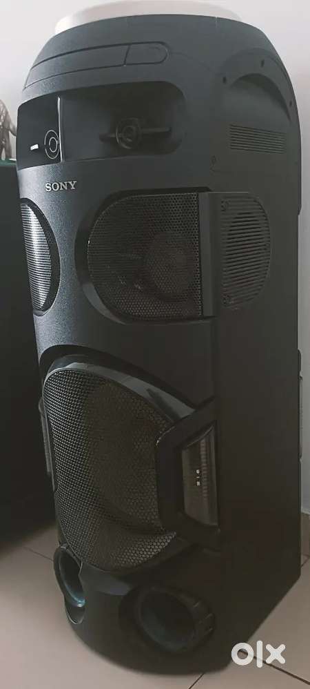 Sony Party Box With Full DJ Function in Mint Condition