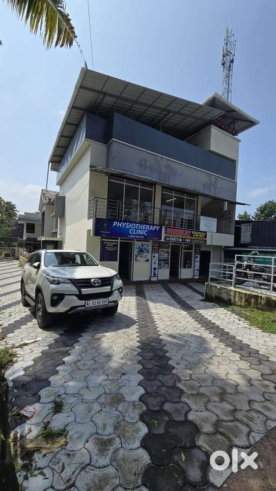 Commercial space and fully covered terrace space for rent