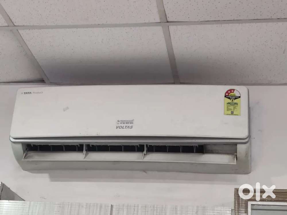 Voltas split ac 1.5 ton at malad west