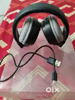 Bluetooth headphones