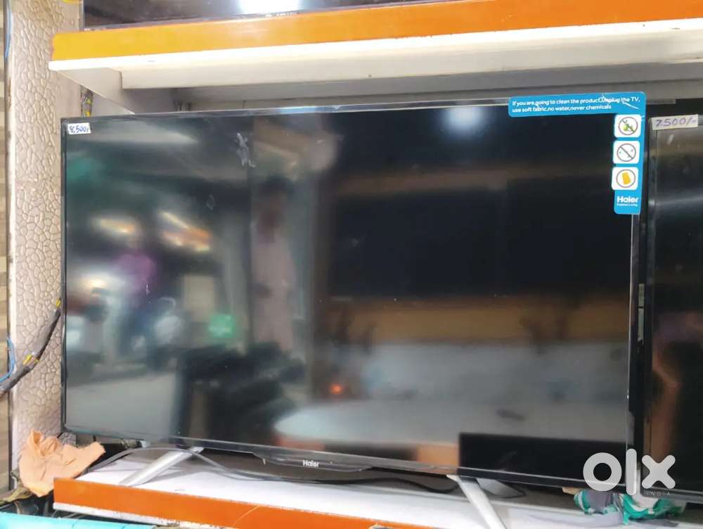 Second HAND SMART ANDROID 4K TV ALL SIZE 32'C TO 65 ''