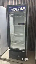 Comercial fridge