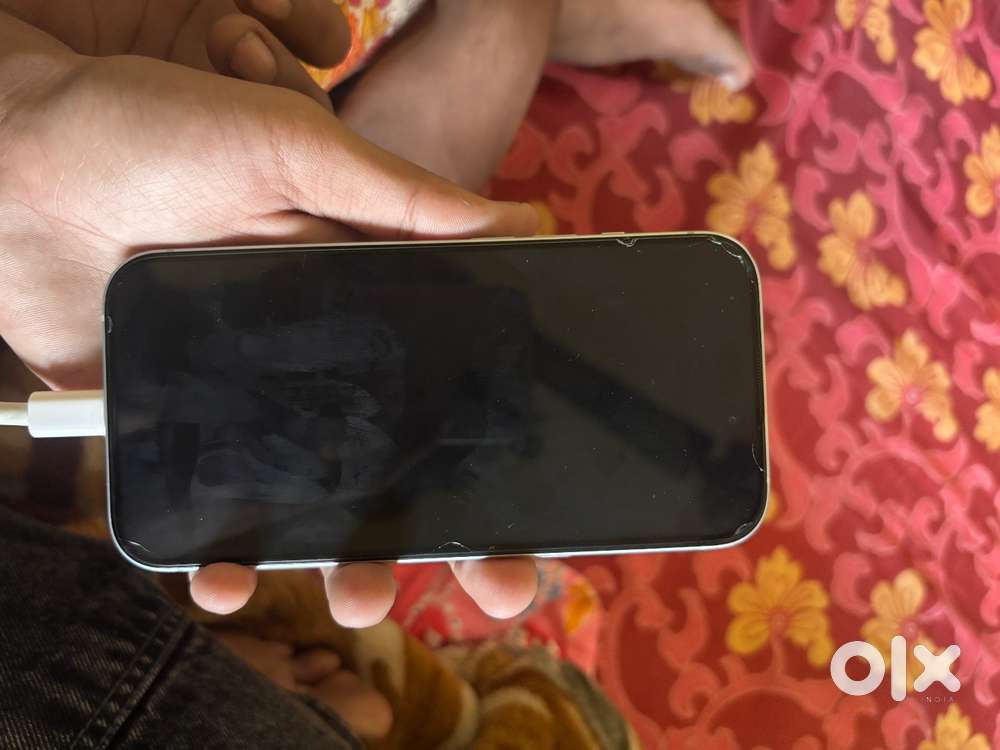 IPhone 15,,5 months old,, Super mint condition