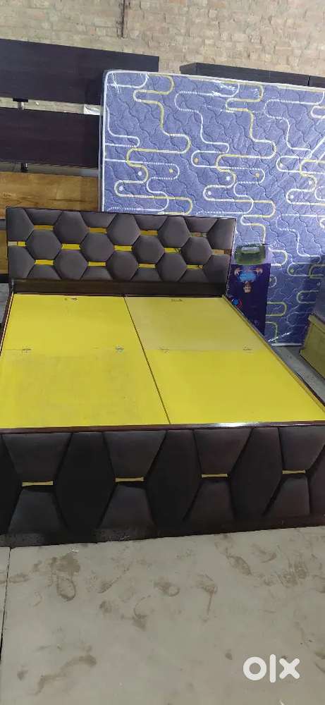 Ad id  8373527. Pour plywood bad brand new