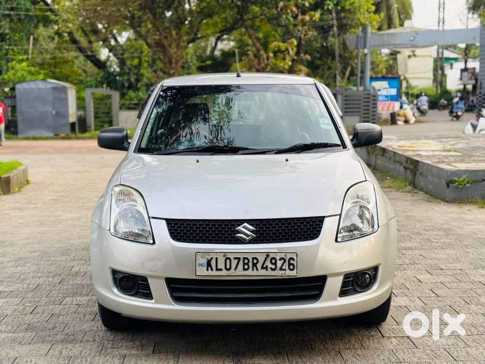 Maruti Suzuki Swift LXI Option, 2011, Petrol