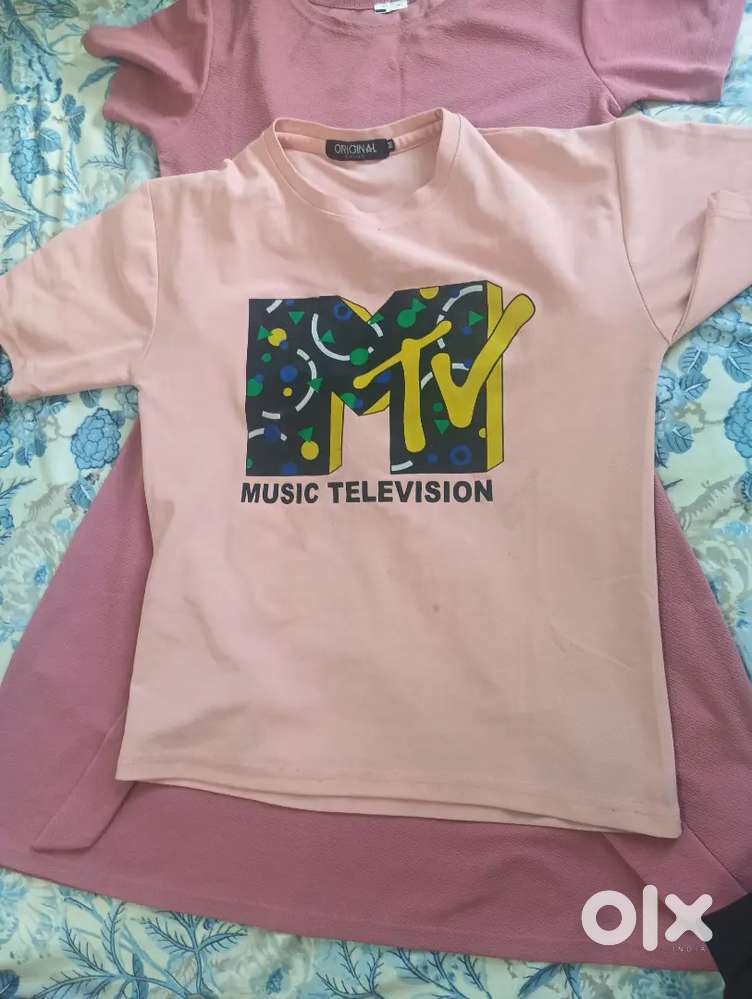 Women t shirt and maxi a symmetrical dress