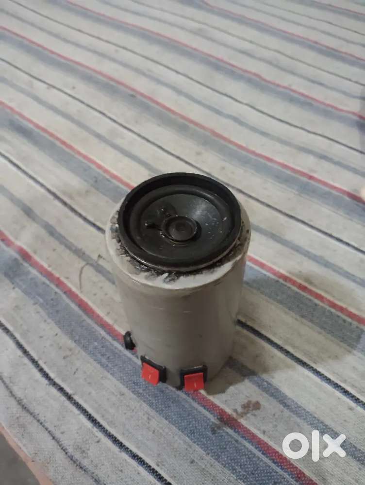 This speaker has amazing sound with Bluetooth facility only in ₹ 300