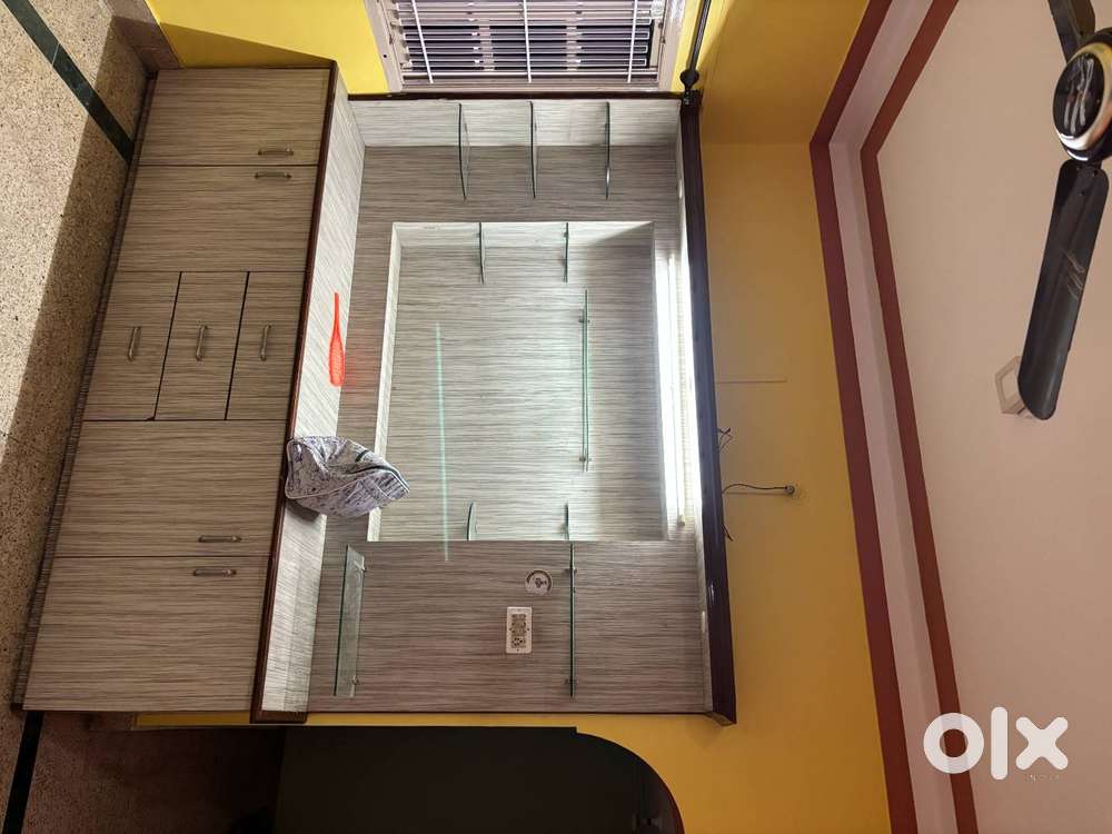 Commercial Property for Rent in N R Mohalla