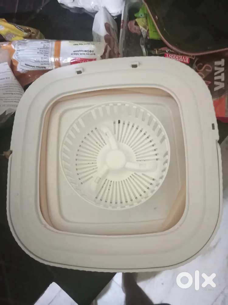 MINI WASHING MACHINE INTRESTED PEOPLE CAN CONTACT ME