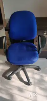 **Great Deal**Revolving chair/ office chair