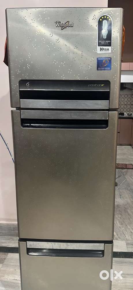 Whirlpool Protton 215 Litres Frost Free 3 Door Fridge with Zeolite Tec