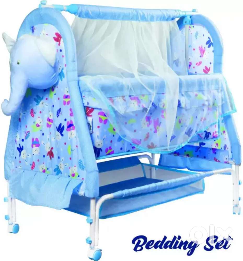 want to sell my jhula very less used new conditions packed only 1500