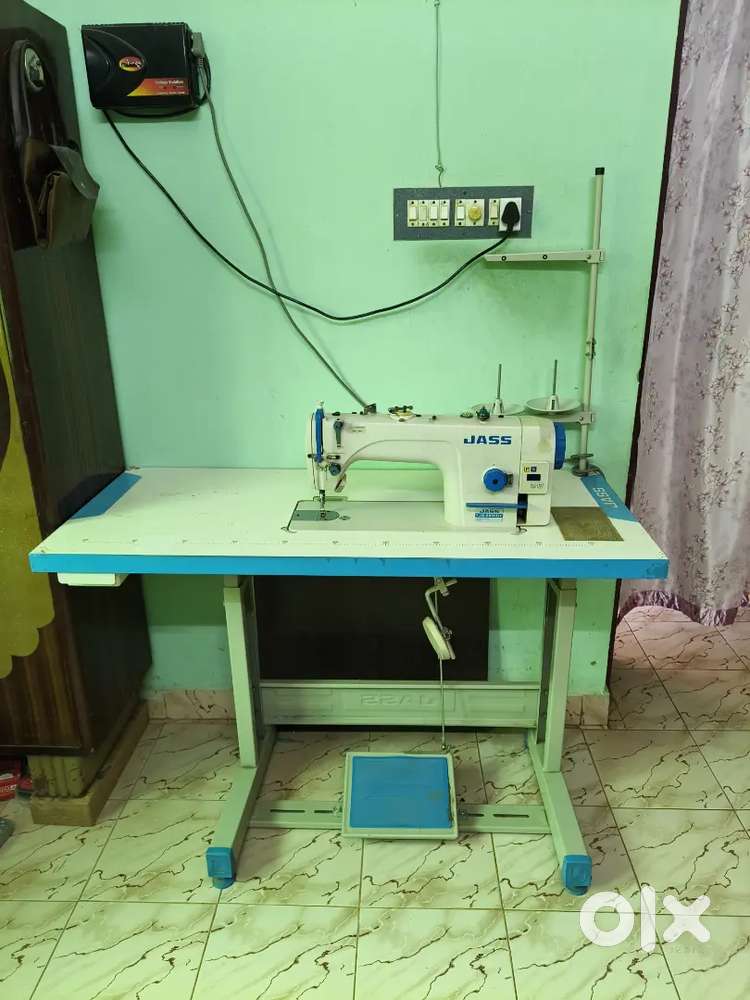 Premium JASS Industrial Sewing Machine - Complete Set, Ready to Run.