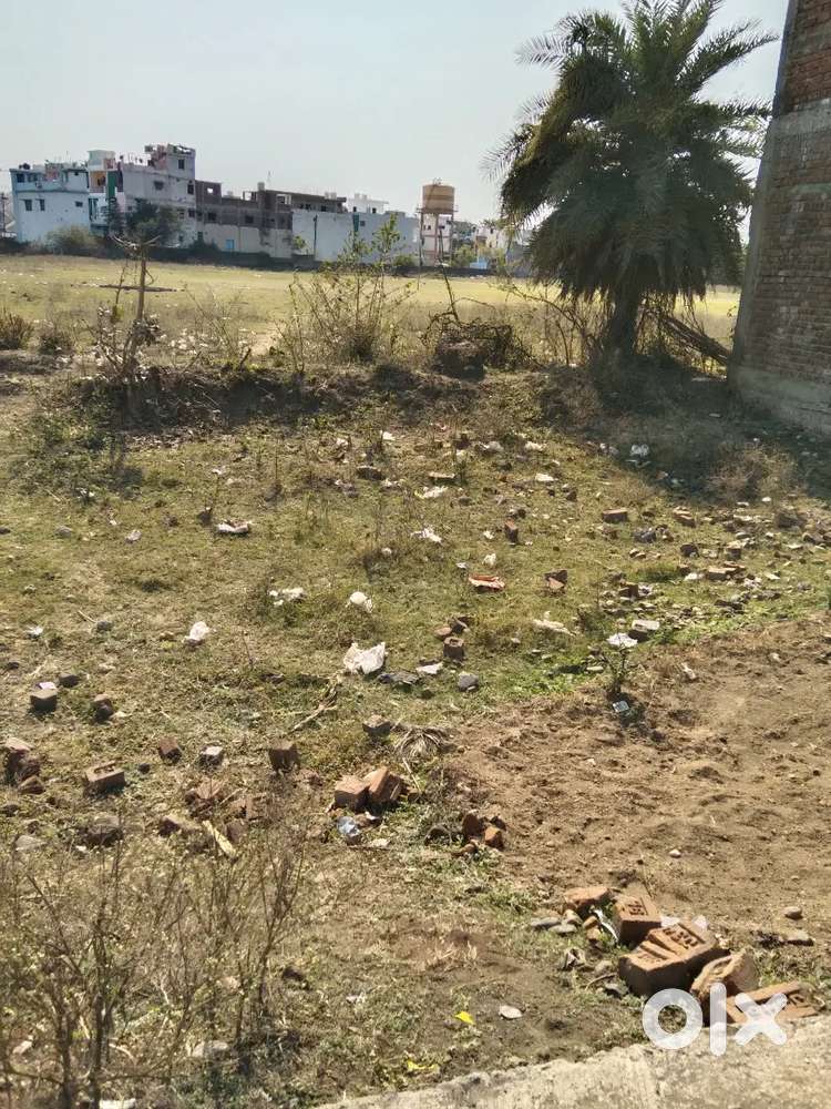 Argent selling property