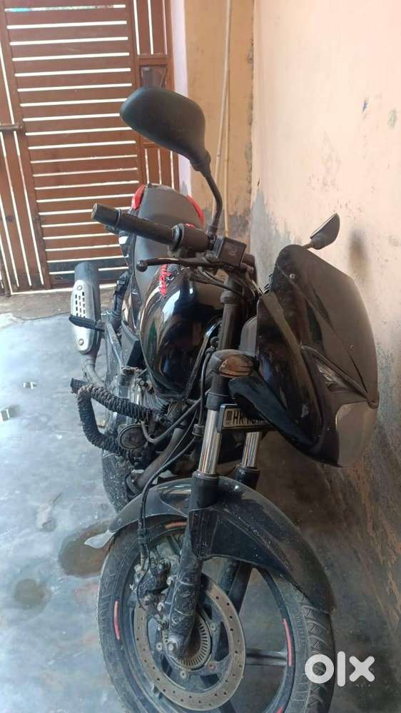Pulsar f180 self start with 50 km per letter millage