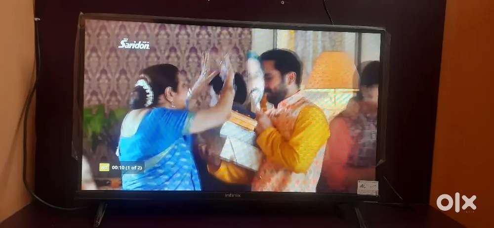 Brand new 32 inch Full hd tv