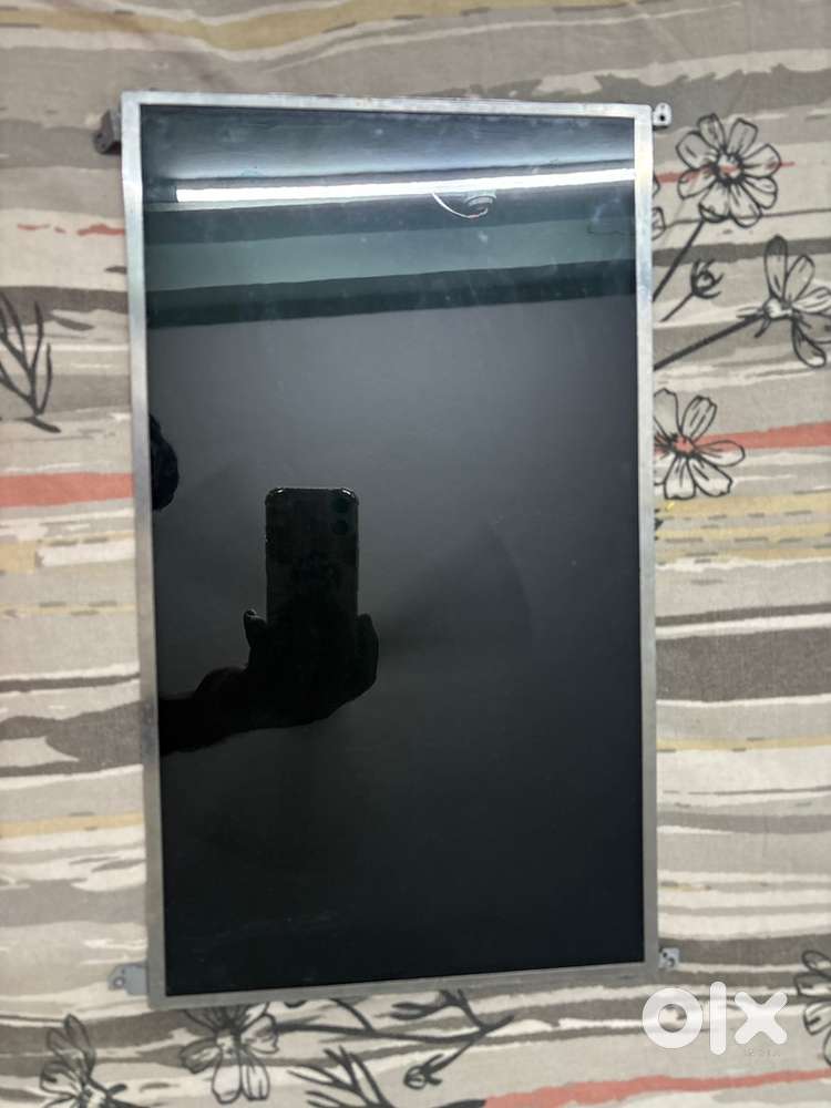 15”6 inch HD display